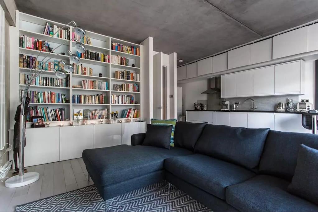 Canal-Side Apartment In Shoreditch London Exteriör bild